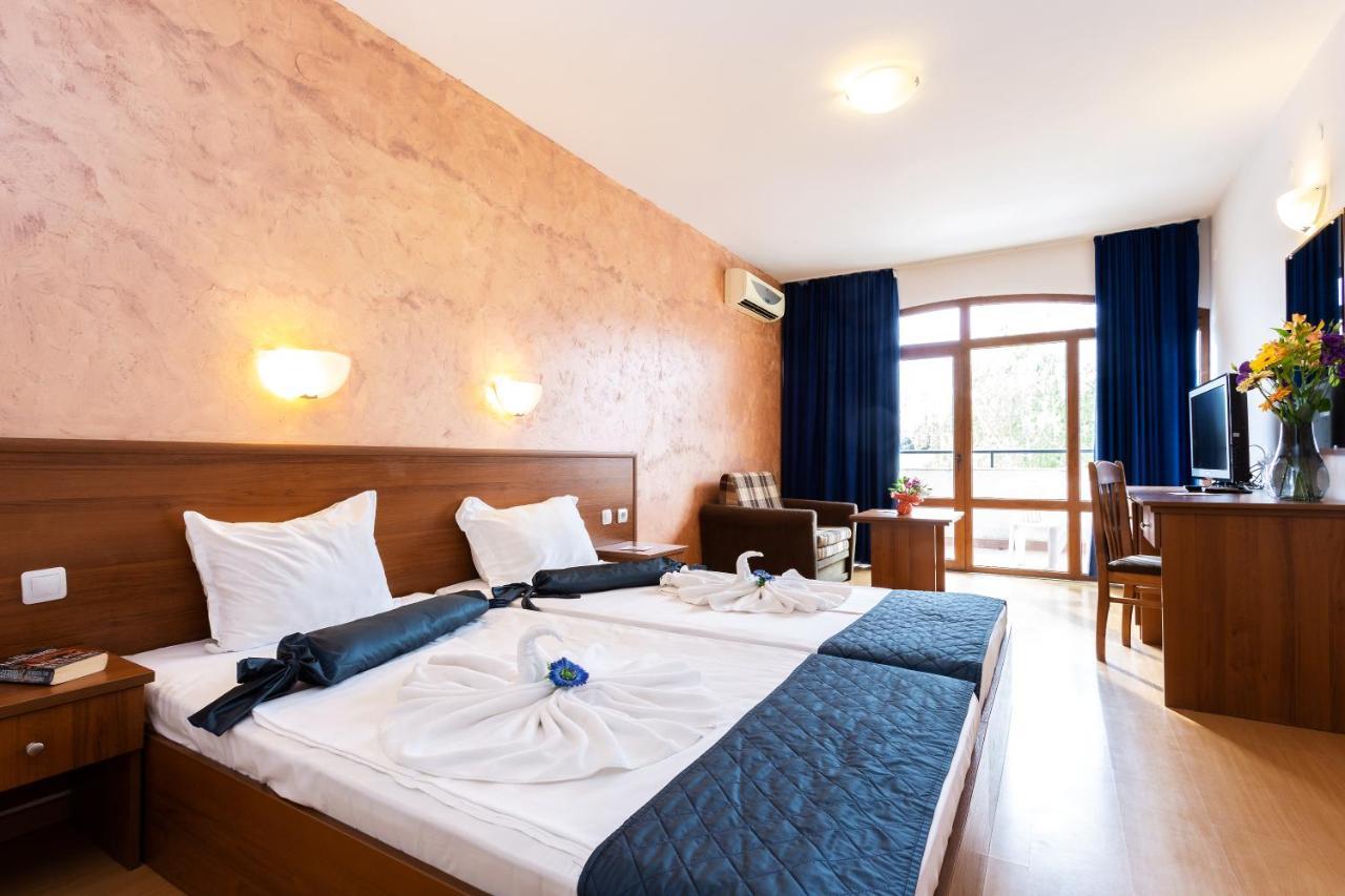 Complex Sunrise By Hmg Hotel Sunny Beach Exterior photo