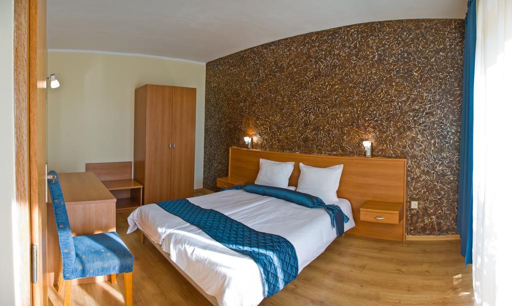 Complex Sunrise By Hmg Hotel Sunny Beach Room photo