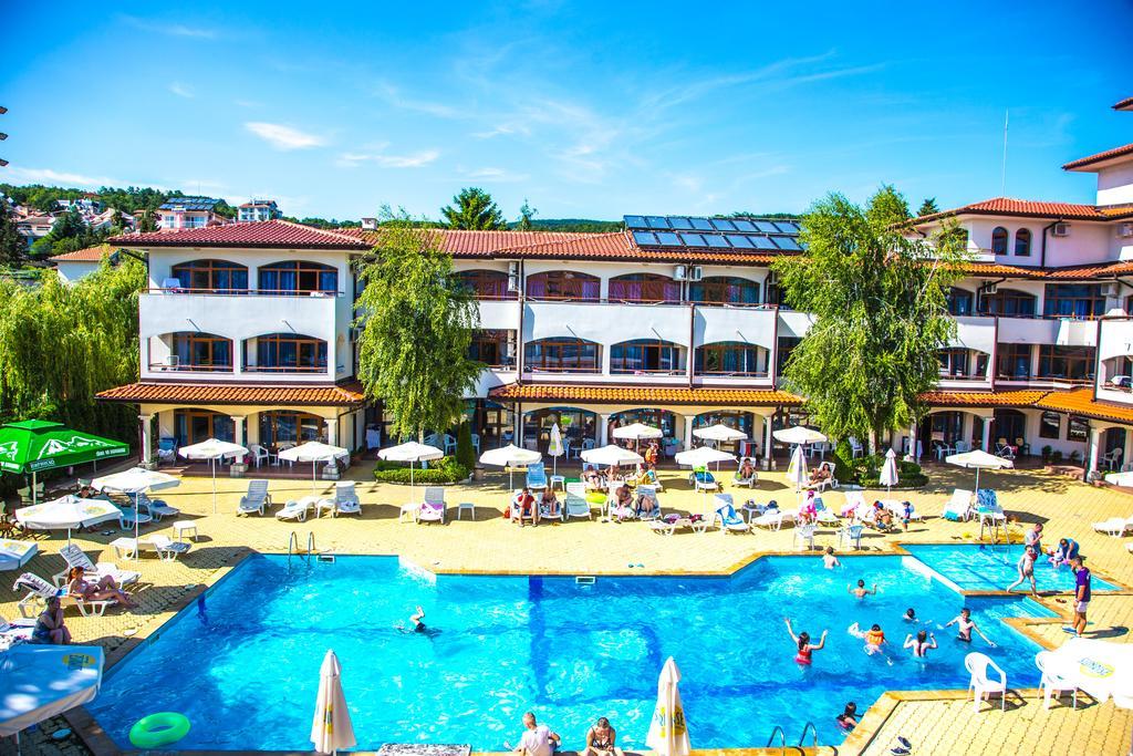 Complex Sunrise By Hmg Hotel Sunny Beach Exterior photo